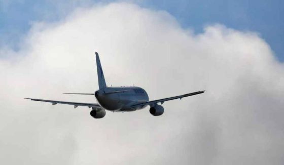 Дополнительные рейсы запустят из Омска в Узбекистан