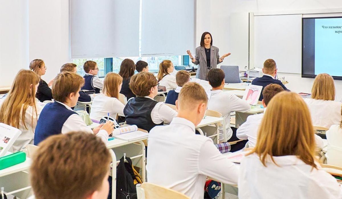 Минпросвещения РФ определило расписание школьных каникул