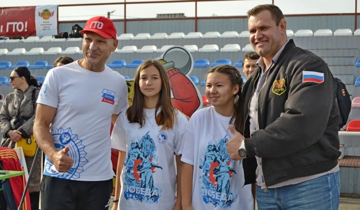 Один из сильнейших людей планеты посетил фестиваль «ГТО в школы» в Омске 