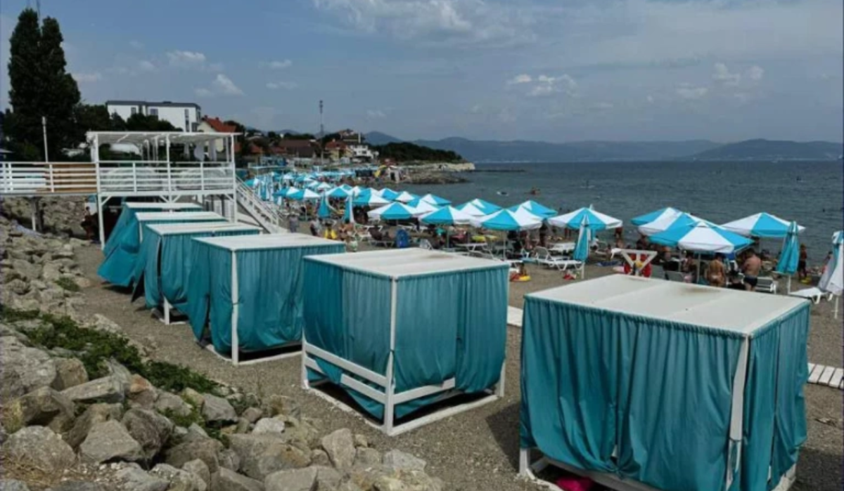 Роспотребнадзор провёл проверку морской воды и песка в Новороссийске и Крыму