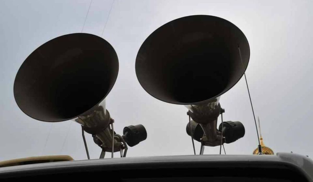 В среду в Омске включат сирены