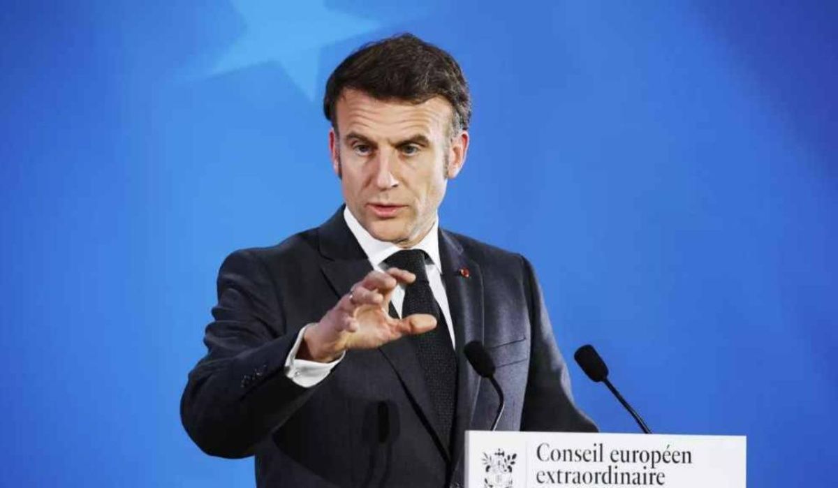 Во Франции рассказали, зачем Макрон позвонил Путину