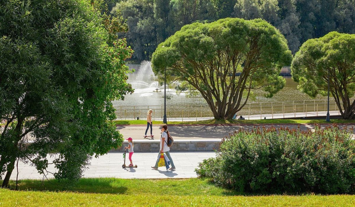 Теплые выходные с грозами ожидают москвичей в ближайшие дни