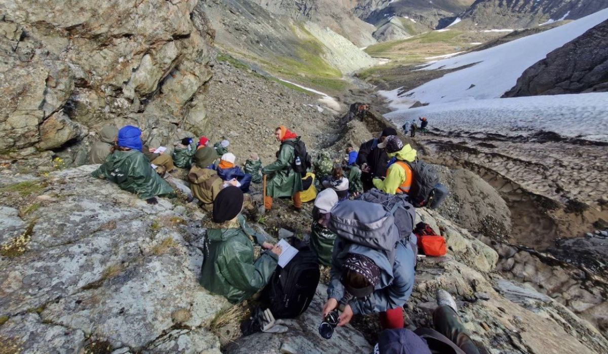 Российские студенты исследуют вечную мерзлоту на Ямале