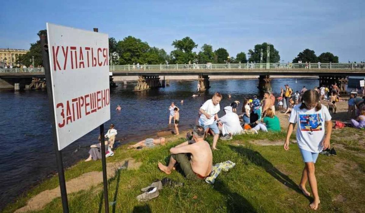 Все пляжи Петербурга признаны опасными для купания