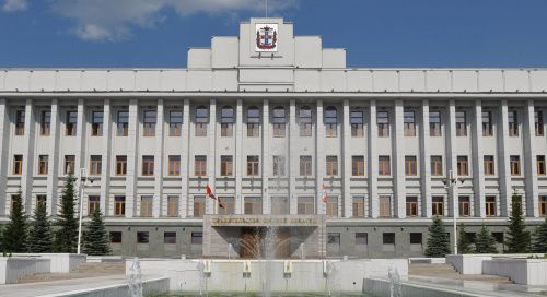 62 омских чиновника останутся без своих кресел