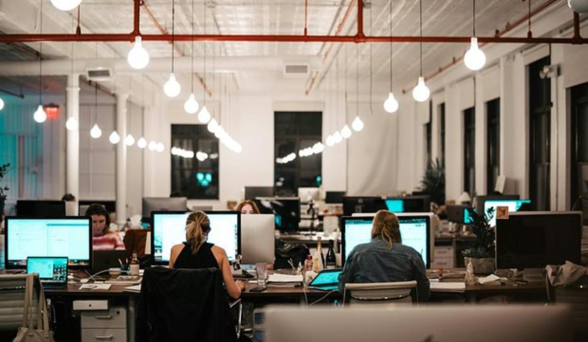 Шестидневная рабочая неделя ждет россиян в октябре