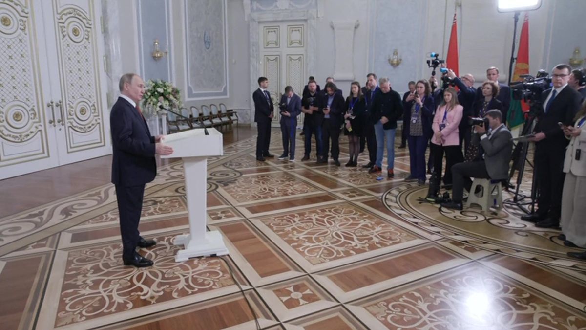 Путин подтвердил готовность России к третьему раунду переговоров с Украиной