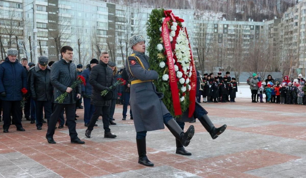 Красноярцы почтили память героев войн и локальных конфликтов