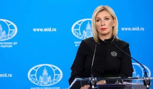 "Они сами понимают, что несут?": Захарова призвала ФРГ прояснить позицию по конфликту на Украине