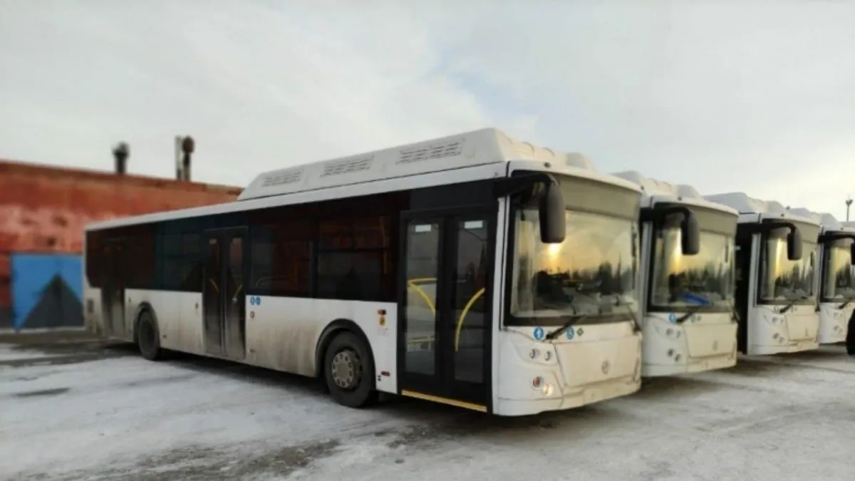 Федеральный проект «Чистый воздух» подарил Омску партию экологичных автобусов